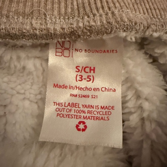 No Boundaries Gray Joggers with White Star Accents - Picture 2 of 6